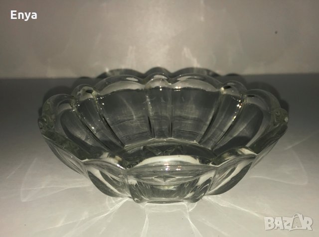 Стъклена купа ( фруктиера ) - релефна, с цвете на дъното, снимка 2 - Чинии - 34419187