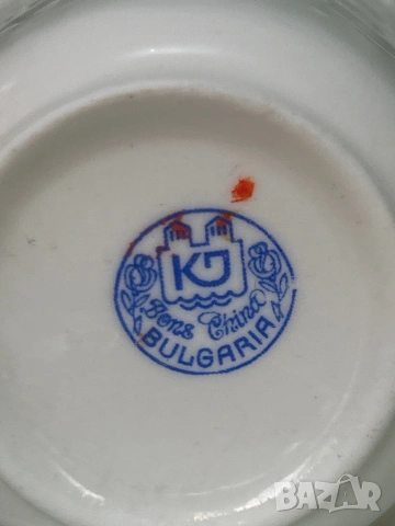 Сервиз за кафе от фин български порцелан, снимка 3 - Сервизи - 53922750