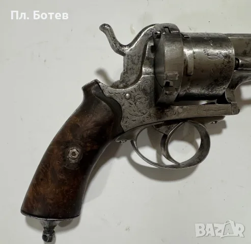Голям стар револевер, снимка 2 - Антикварни и старинни предмети - 56204224