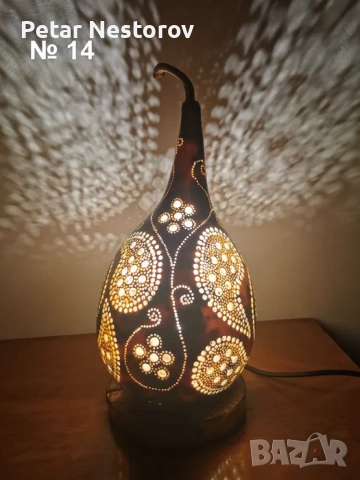 Декоративна лампа от кратуна, снимка 3 - Настолни лампи - 52386175