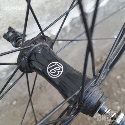 Шосейни капли BONTRAGER 28 цола, снимка 3 - Части за велосипеди - 55812344