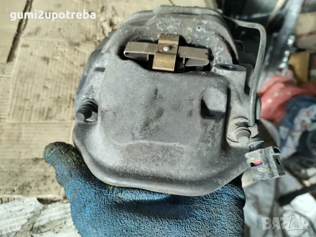 Спирачен Апарат Ляв Brembo Porsche Cayenne 3.0D 92A/2012г, снимка 9 - Части - 48149435