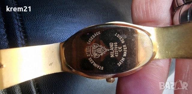 Gucci Vintage дамски часовник, снимка 4 - Дамски - 52868057
