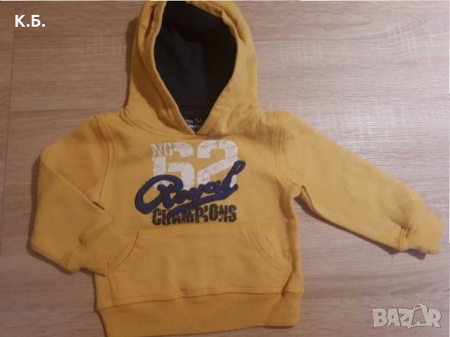 Суичер и боди р-р 74, снимка 2 - Комплекти за бебе - 31566827