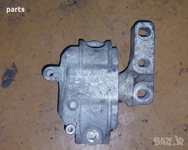 Тампон Двигател VW Голф 5 - Пасат 6 - Туаран - Джета 6
- Ауди A3 8P
- 1K0199262, снимка 2 - Части - 47684945