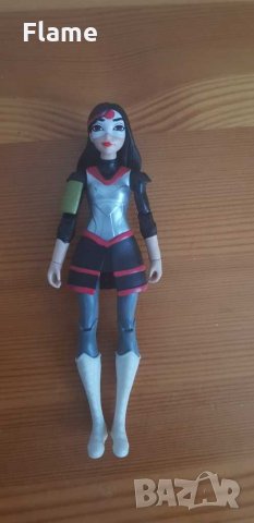 Екшън фигура на Катана Katana DC Super Hero Girls 6 inch ДС кукла Батман Марвел Marvel, снимка 2 - Други ценни предмети - 29801451