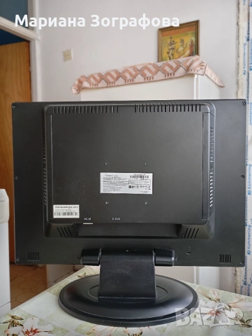 Телевизор SAMSUNG PLANO, Монитор Optiquest Q201 WB-2, Клавиатури, Компют. периферия, Столове и маса, снимка 12 - Други ценни предмети - 48914837