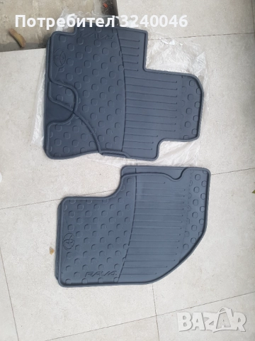 Оригинални гумени стелки за TOYOTA RAV 4, снимка 5 - Аксесоари и консумативи - 51816256