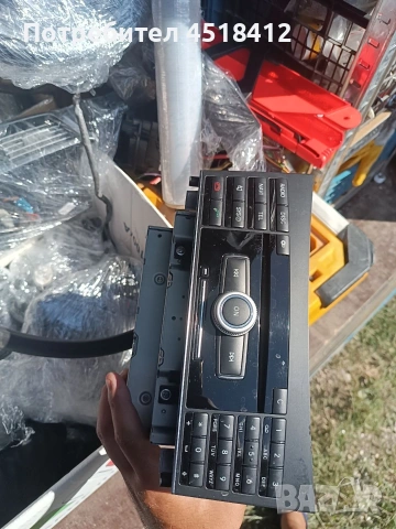 мултимедия за Мерцедес w212 2011 г, снимка 3 - Части - 53332977