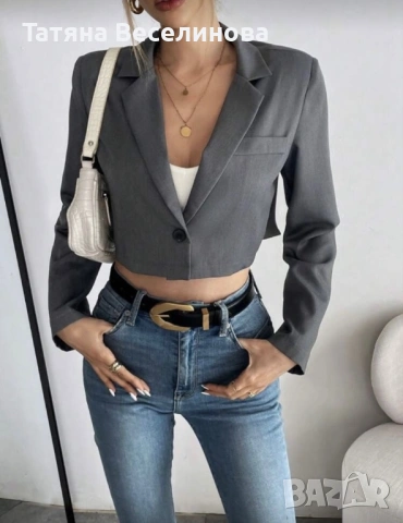 Късо дамско сиво сако, снимка 2 - Сака - 53918252