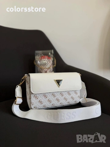 Бяла чанта Guess-IM46ü