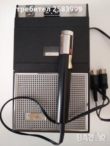 Ретро касетофон с микрофон първия на PHILIPS + подарък ретро касетофон NATIONAL, снимка 3 - Радиокасетофони, транзистори - 31943083