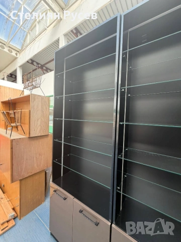 витрина  / секция / шкаф / шкафове за магазин / парфюмерия 0704     230 см са високи , 30 см са дълб, снимка 5 - Шкафове - 54124889