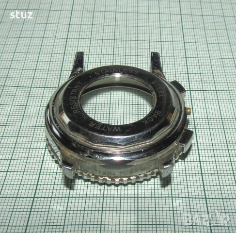 Каса със стъкло за мъжки часовник , снимка 6 - Антикварни и старинни предмети - 54235576