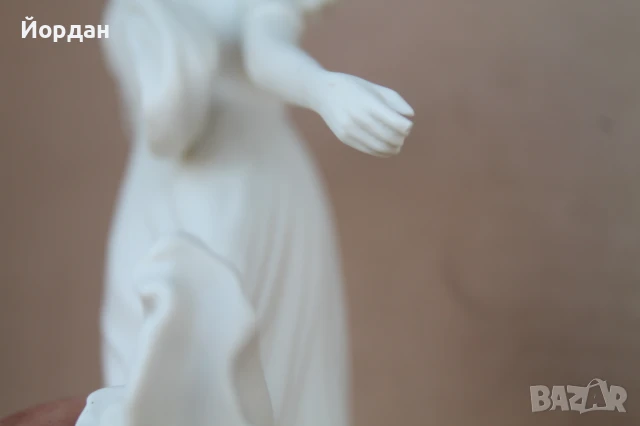 Английска порцеланова фигура 'Wedgwood   The dancing hours 1  993, снимка 17 - Колекции - 51251884