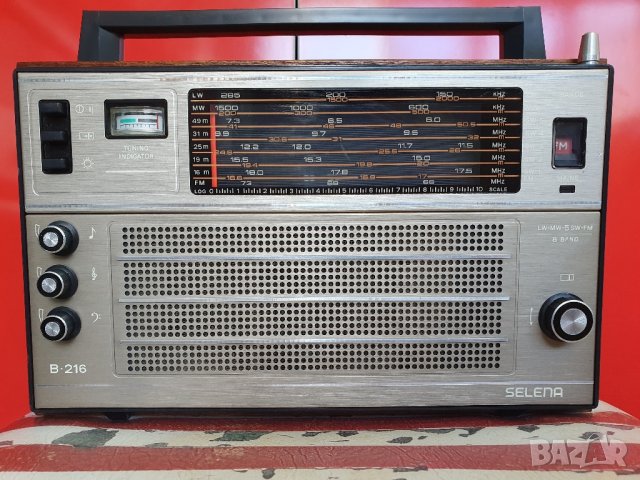 SELENA B 216, радио в перфектно състояние, снимка 1 - Радиокасетофони, транзистори - 42593210