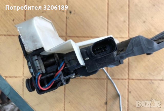 Брава за Фолксваген Пасат, снимка 4 - Части - 40232540