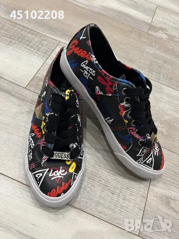 Sneakers  Guess, снимка 2 - Дамски ежедневни обувки - 55880394
