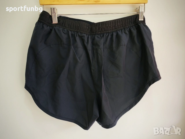 Дамски спортни къси панталонки Nike Air Tempo Shorts, снимка 3 - Спортни екипи - 53875807