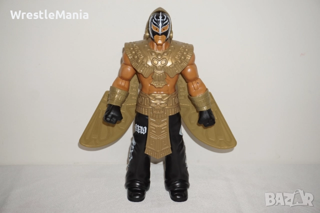 Рядка Оригинална Голяма Кеч Фигура На Rey Mysterio С Изкачащи Златни Крила 30см , снимка 2 - Колекции - 51855497