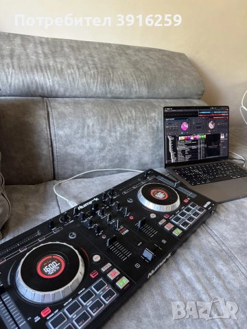 Dj контролер Numark Mixtrack Platinum