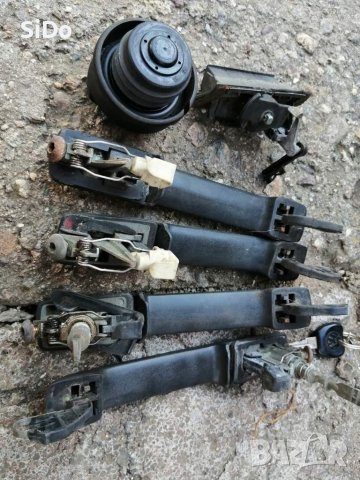 Оригинални дръжки, капачка и ключалка за багажника с ориг.ключ за тях за Голф 3!, снимка 8 - Части - 37043402