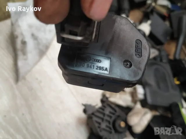 Моторче Фар VW Пасат 4 - 5 (2) Моторче Фар Пасат 3B0941295A