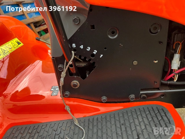 Тракторна косачка HusgVarna KOHLER 17.0 hp, снимка 8 - Градинска техника - 54103903