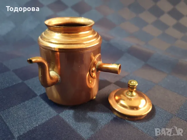 Миниатюрен меден чайник, снимка 3 - Антикварни и старинни предмети - 48343347