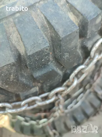 Гуми с джанти и вериги свалени от тракторна косачка снегорин 21-5-25, снимка 2 - Градинска техника - 50404249