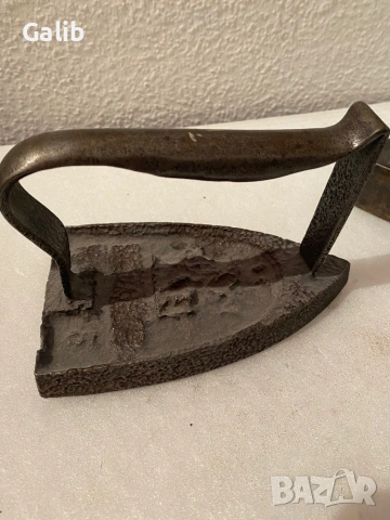 Стари метални и брозови ютии , снимка 5 - Антикварни и старинни предмети - 54058173