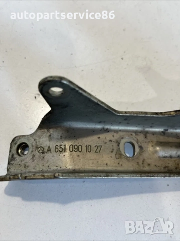 Конзола/скоба за държач за Mercedes W212 2.2 CDI (2012) A6510901027, снимка 2 - Части - 54081993