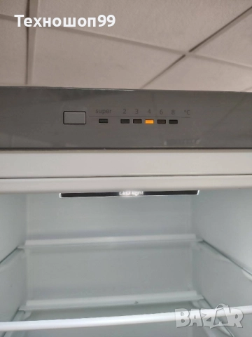 Хладилник с фризер Siemens, снимка 4 - Хладилници - 52234283