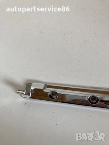 Вътрешна декоративна лайсна дясна хром за Volkswagen Phaeton 3.0 Tdi V6 (2008) 3D0881794, снимка 3 - Части - 54165732