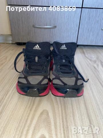 Маркови маратонки Adidas, снимка 3 - Маратонки - 54300101