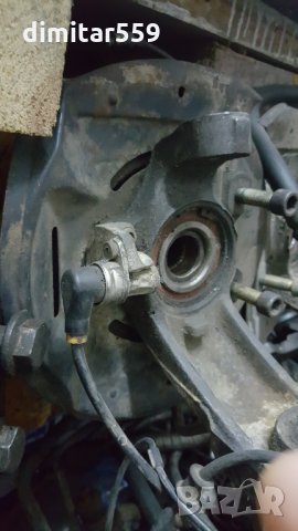 Opel Vectra A шенкели главини амортисьори и пружини с датчиците, снимка 3 - Части - 30638280