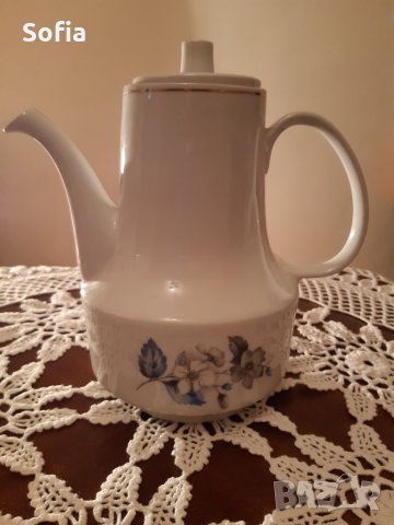 Кана Колекция Антикварен Български порцелан за чай,мляко + чинийка от 70те  Комплект