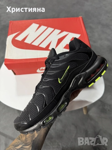 Nike Air Max Plus Black / Volt , снимка 3 - Маратонки - 56442764