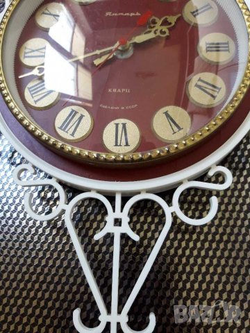 Стар стенен часовник -Янтар , снимка 2 - Антикварни и старинни предмети - 29668142