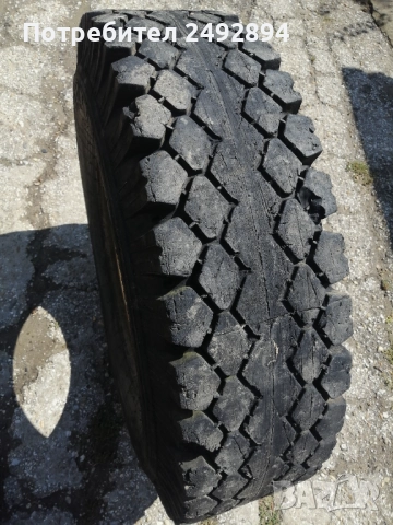 Гуми 12*20, снимка 6 - Гуми и джанти - 51434993