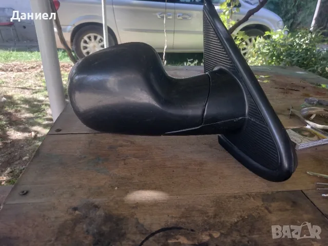 странично огледало крайслер Вояджер , снимка 2 - Части - 47756306