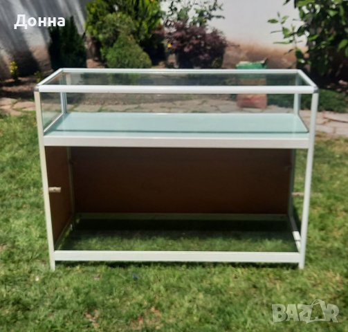 Щанд витрина за търговско оборудване, снимка 2 - Витрини - 36691199