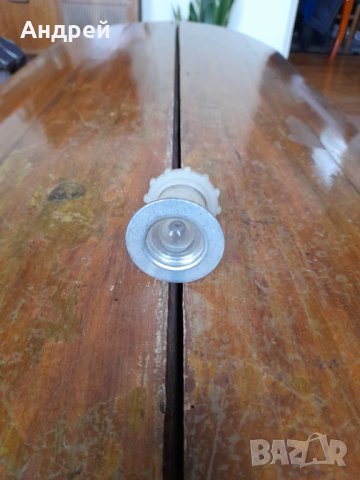 Стара шпионка за врата #4