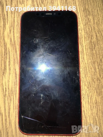 iPhone 12 64gb червен 