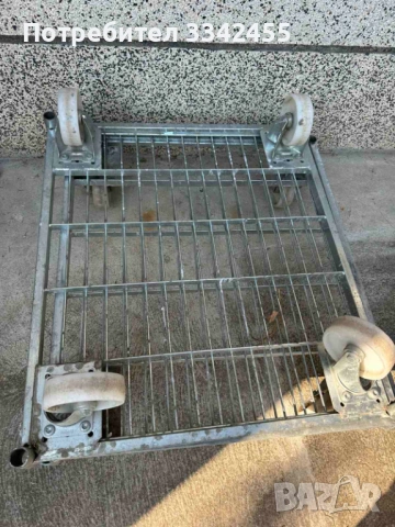 Метална платформа с колела