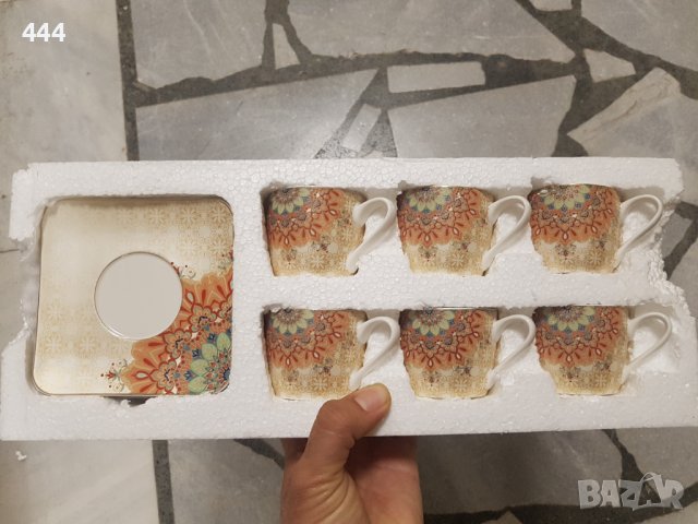 Сервиз за кафе, снимка 4 - Сервизи - 39825795