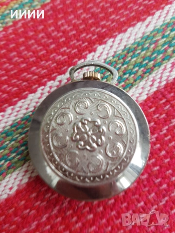 Швейцарски джобен часовник , снимка 3 - Антикварни и старинни предмети - 54292337