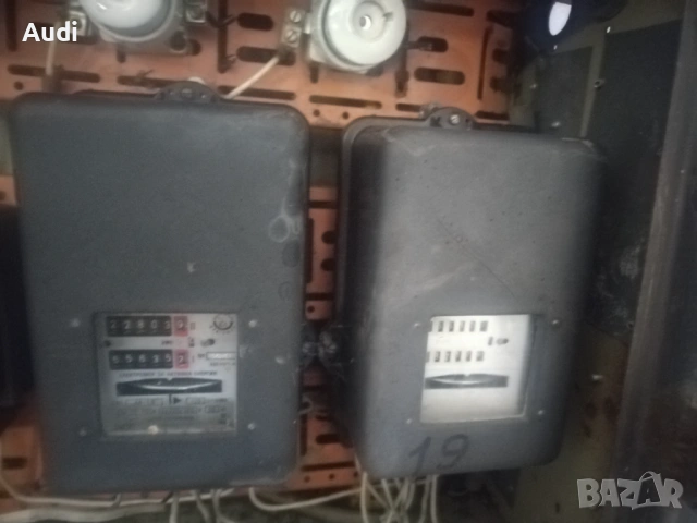 Метално електрическо табло за външен монтаж. Здрава масивна и качествена изработка , снимка 6 - Разклонители и удължители - 54174173