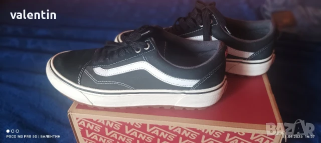 орогинални кецове vans42, снимка 2 - Кецове - 50748304