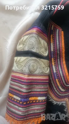 АВТЕНТИЧНА КЮСТЕНДИЛСКА САЯ НОСИЯ ,златна СЪРМА, пафти, снимка 9 - Антикварни и старинни предмети - 50348307